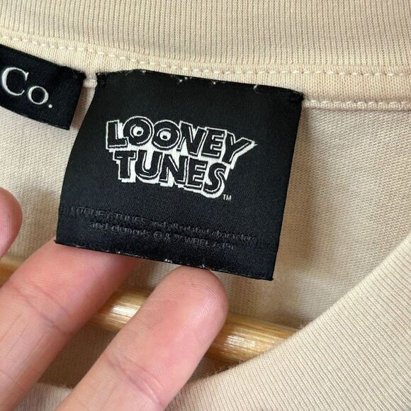 Mo & Co Looney Tunes XS Graphic‎ Tee Shirt Tweety Bugs Bunny Sylvester Daffy - Picture 4 of 12